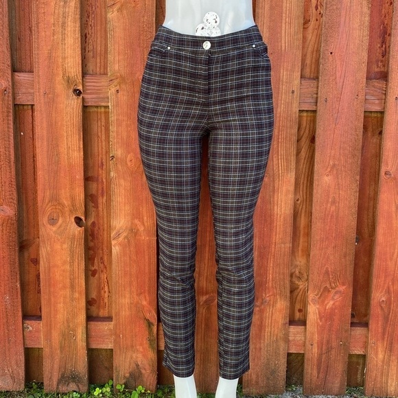Soho Apparel Plaid Pants Size S - Picture 3 of 8